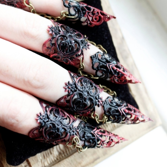 Ebony Armor - Full hand set Claw Rings Red and Black - Gothic Sz med-large 5 pcs - Picture 7 of 14